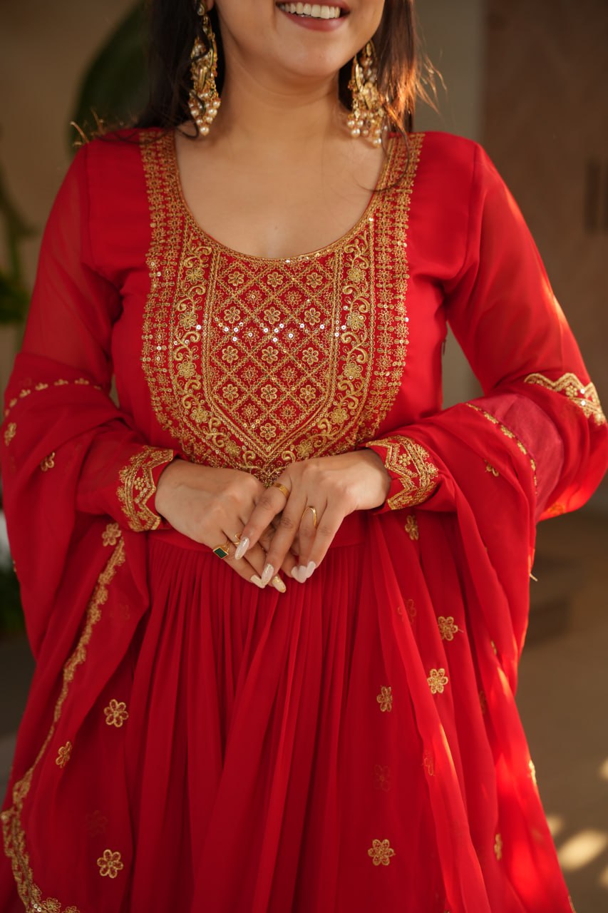Women's Cotton Embroidered Anarkali Gown With Dupatta Set - Image 3